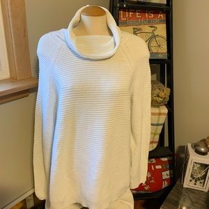 White 100% cotton sweater X-LARGE
